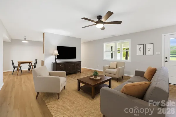 $399,000 | 1007 Dula Road, Spruce Pine, NC 28777