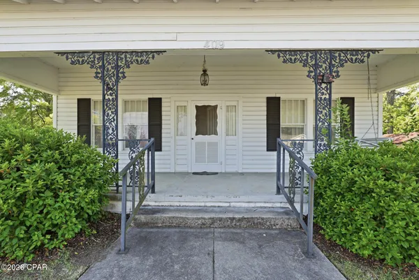 $180,000 | 409 South Depot Street, Bonifay, FL 32425