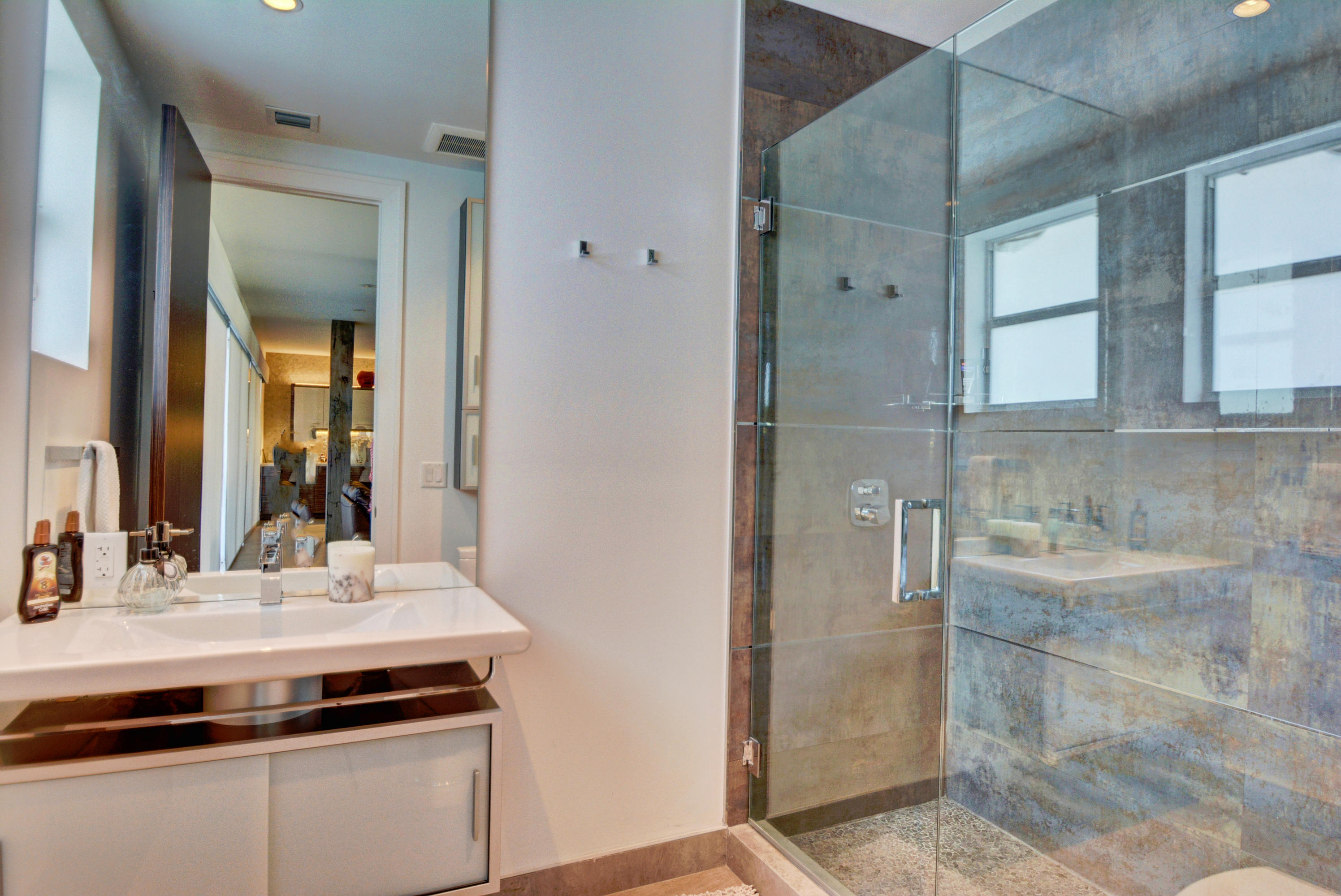5473 Northwest 41st Terrace Boca Raton, FL 33496 - Photo 12 of 34 Bath - down