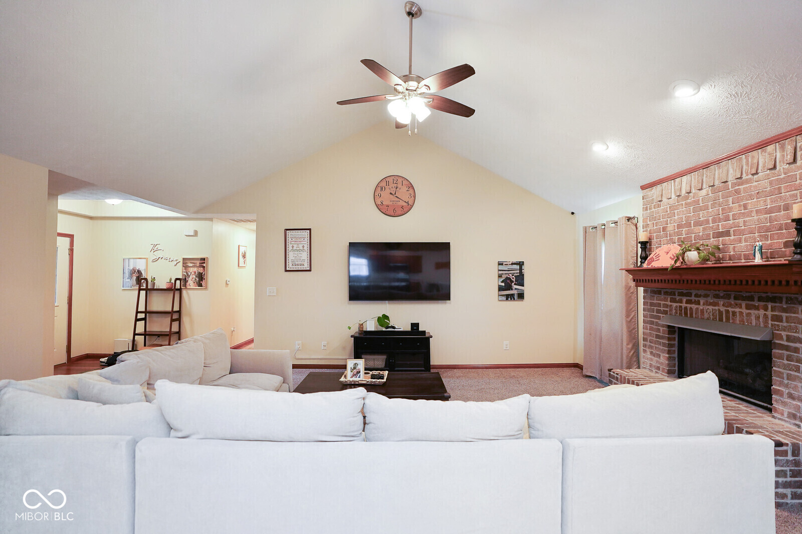 6232 Buck Trail Road Indianapolis, IN 46237 - Photo 11 of 53 Gallery Image 11