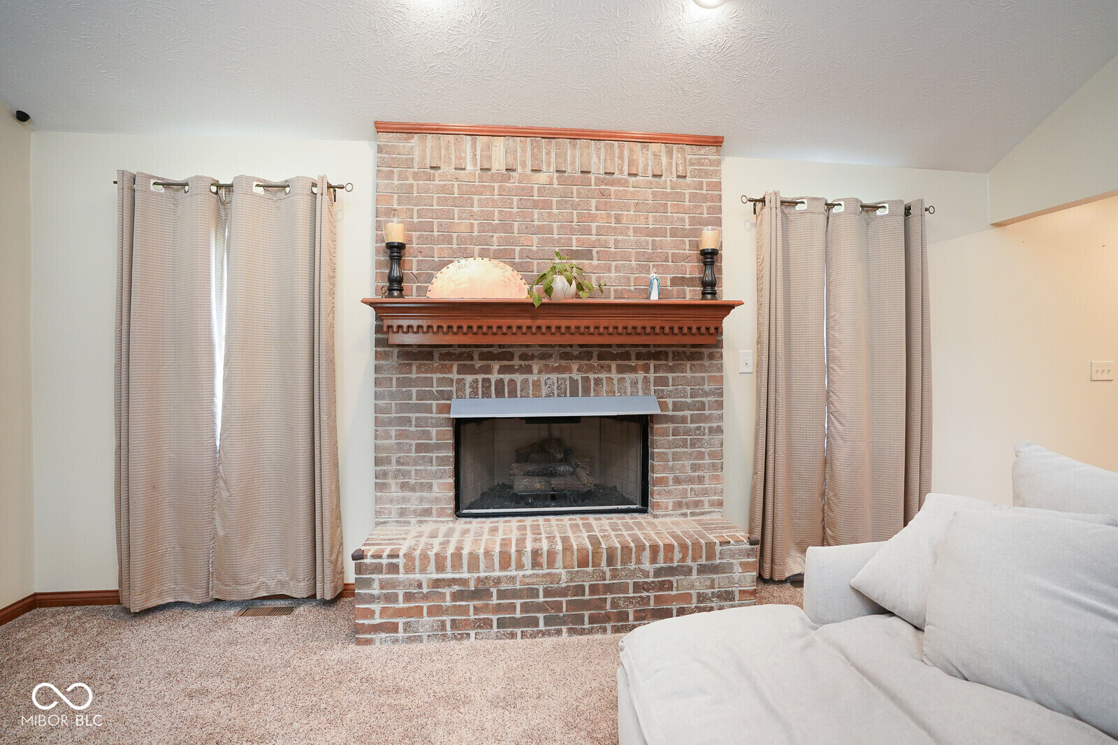 6232 Buck Trail Road Indianapolis, IN 46237 - Photo 12 of 53 Gallery Image 12