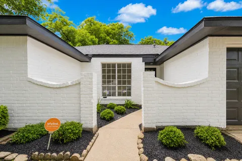 $374,000 | 10618 Braewick Drive, Houston, TX 77096