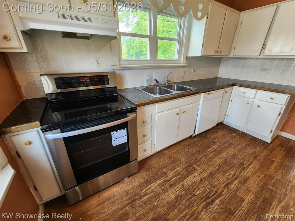 4356 South Vassar Road Burton, MI 48519 - Photo 25 of 42