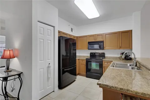 $299,900 | 20140 Estero Gardens Circle, Unit 208, Estero, FL 33928