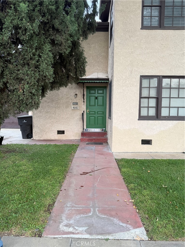 4121 4th Street Riverside, CA 92501 - Photo 3 of 25 a view of a back yard of the house