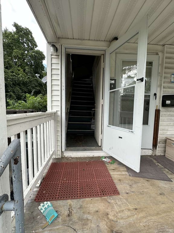 26 Calhoun Street Springfield, MA 01107 - Photo 3 of 8 Gallery Image 3