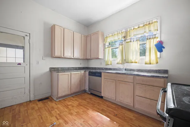 $125,000 | 52 Home Avenue, Terre Haute, IN 47803