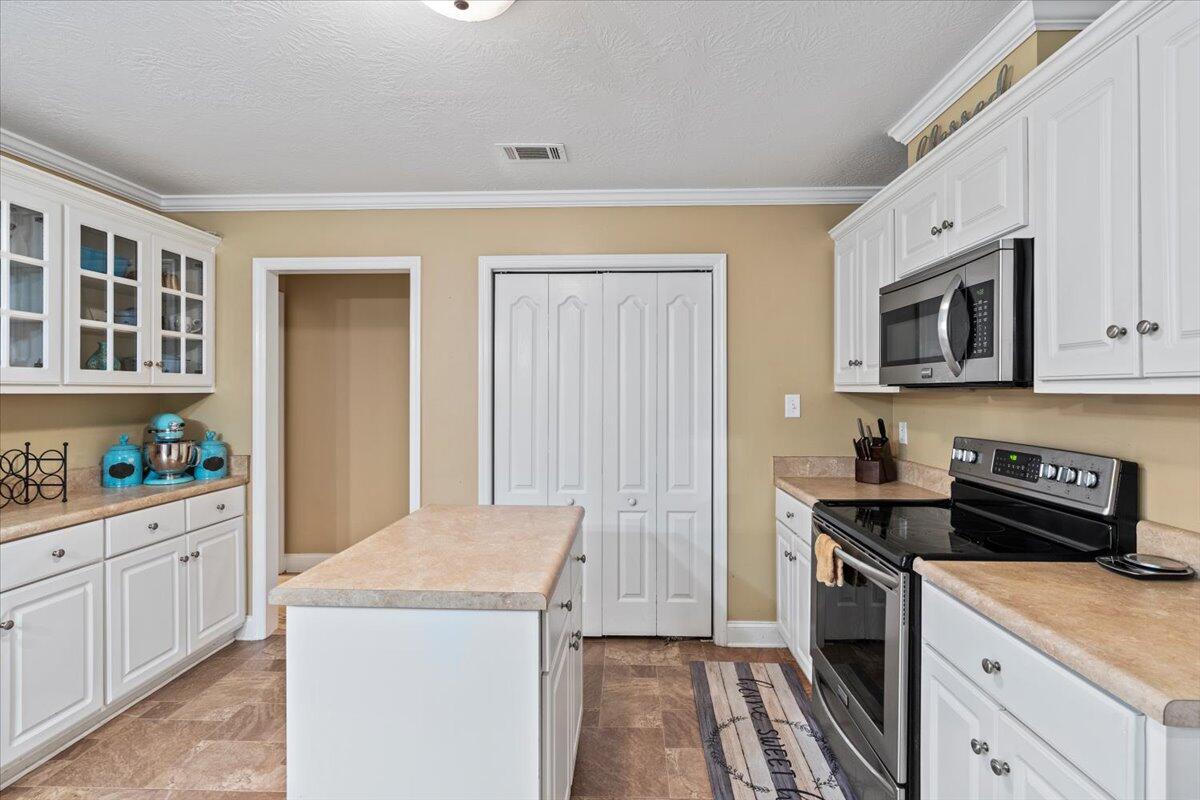 4732 Storey Mill Road Hephzibah, GA 30815 - Photo 17 of 37 17-KITCHEN