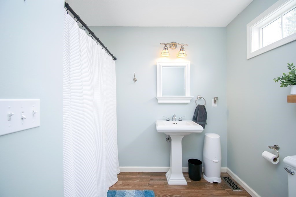 60 Churchill Road West Springfield, MA 01089 - Photo 12 of 41 Gallery Image 12