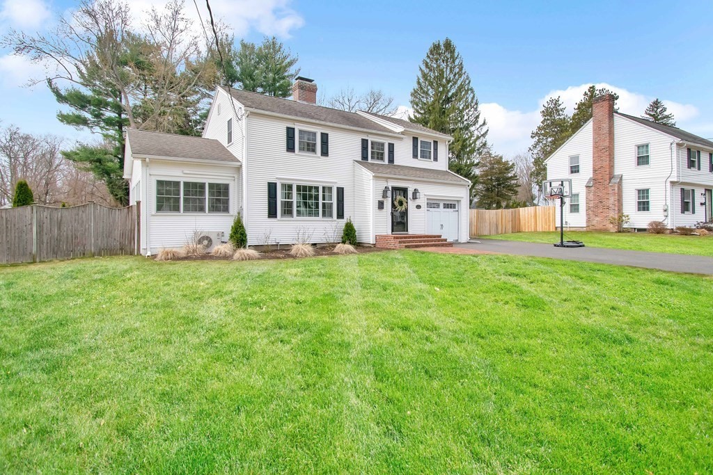 60 Churchill Road West Springfield, MA 01089 - Photo 2 of 41 Gallery Image 2