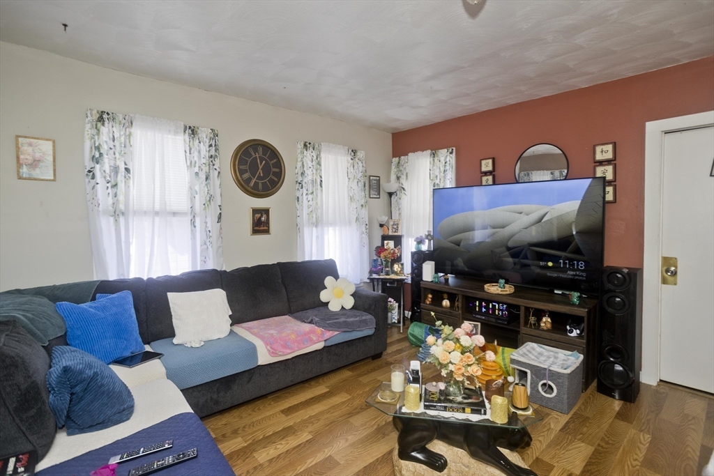 845 Worthington Street Springfield, MA 01105 - Photo 12 of 14 Gallery Image 12