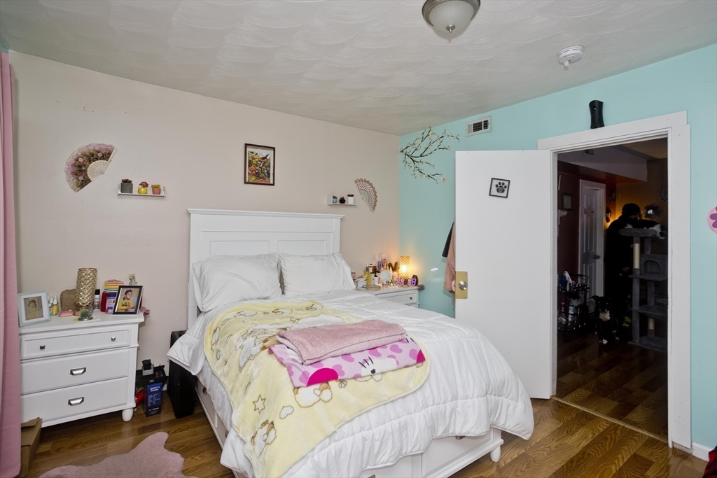 845 Worthington Street Springfield, MA 01105 - Photo 13 of 14 Gallery Image 13