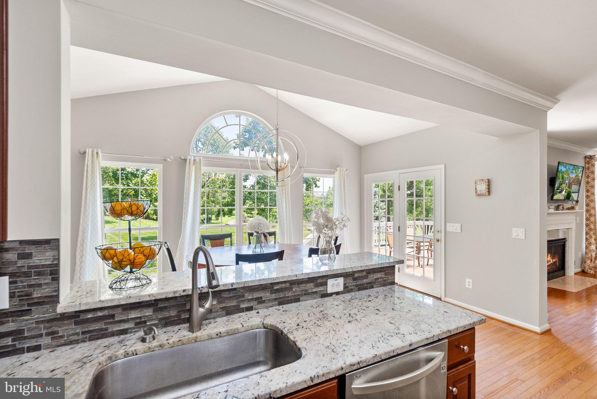 6901 Bitterroot Court Gainesville, VA 20155 - Photo 19 of 98