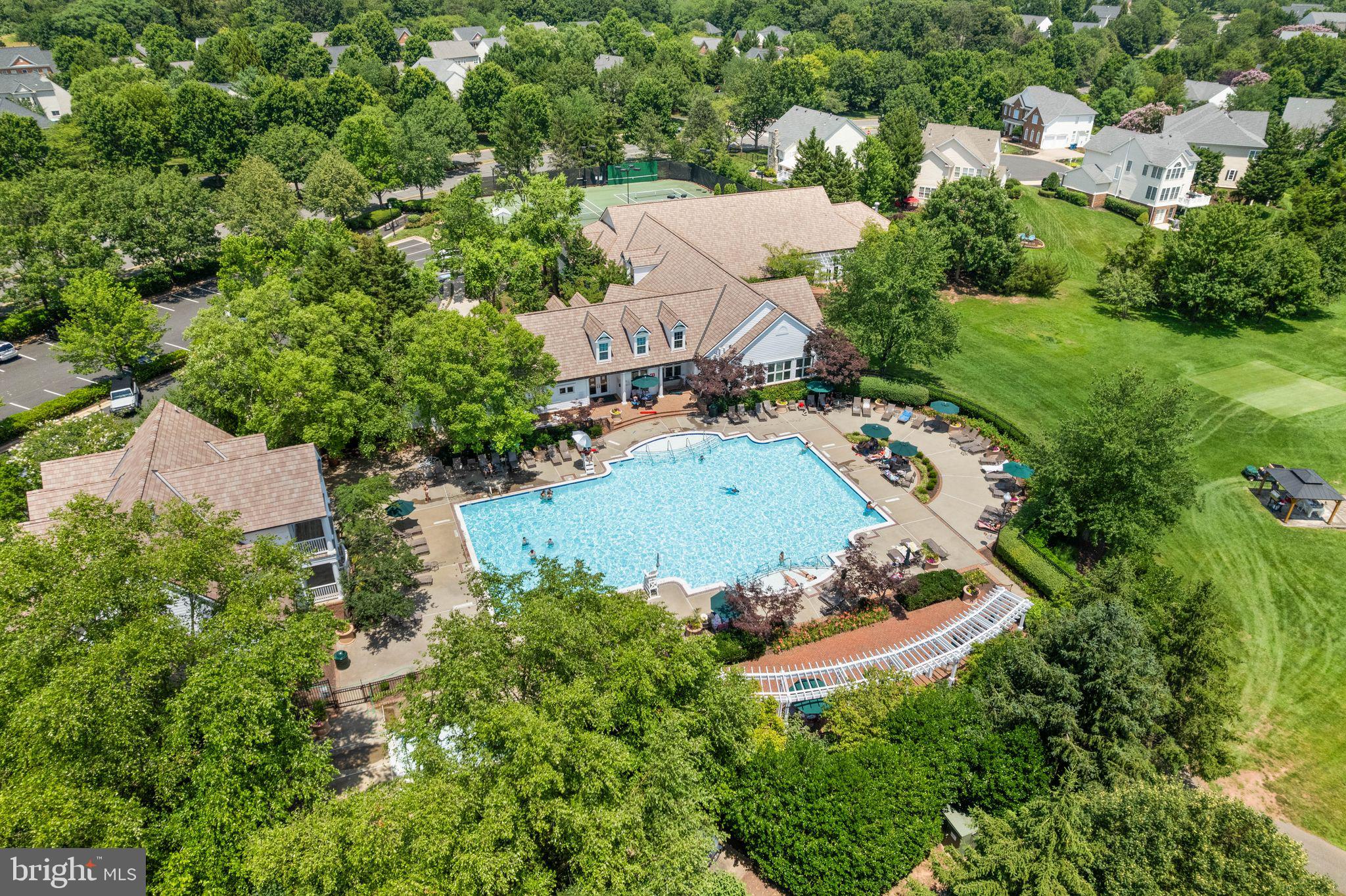 6901 Bitterroot Court Gainesville, VA 20155 - Photo 83 of 98 an aerial view of a house with a garden