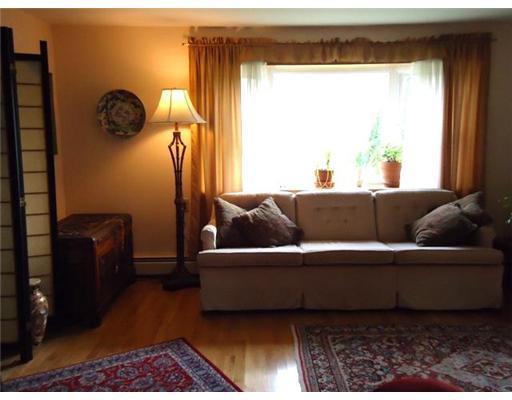 221 Neck Road Waterville, ME 04901 - Photo 11 of 21 Living Room.