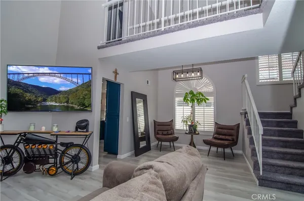 $815,000 | 26652 Whippoorwill Place, Canyon Country, CA 91351