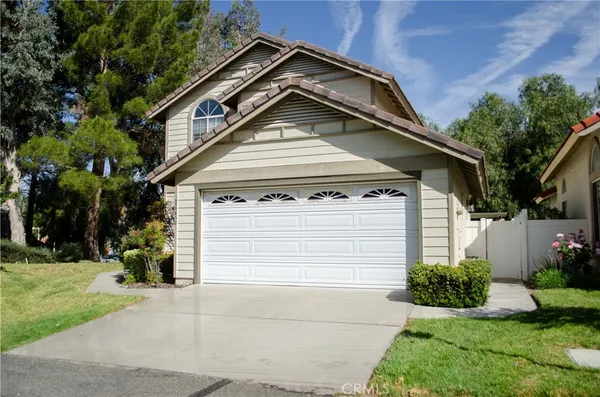 $815,000 | 26652 Whippoorwill Place, Canyon Country, CA 91351