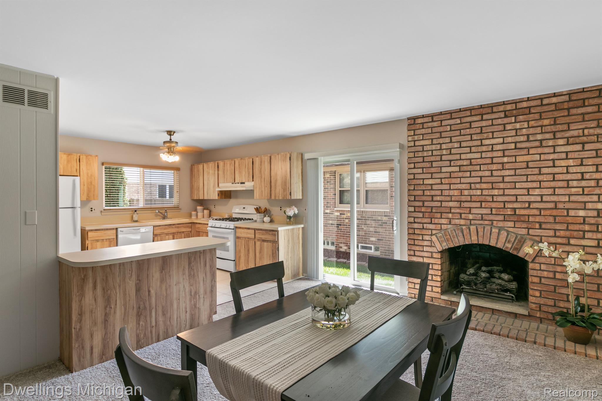 43833 Hanford Road Canton, MI 48187 - Photo 24 of 33 Gallery Image 24