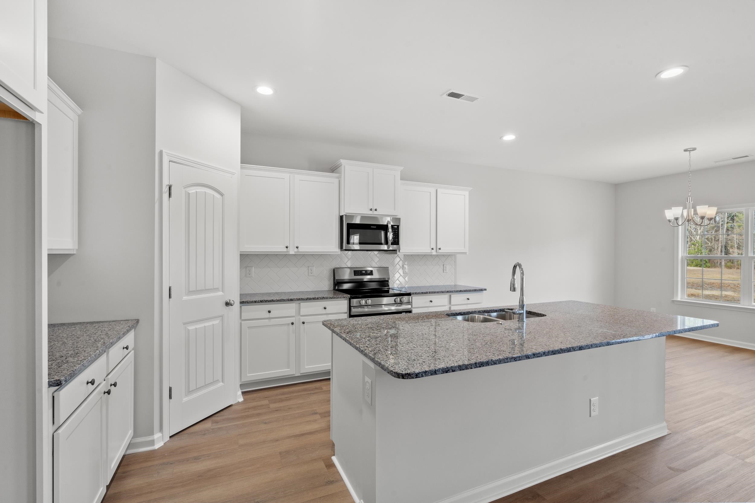 609 Bay Street Aynor, SC 29544 - Photo 5 of 17