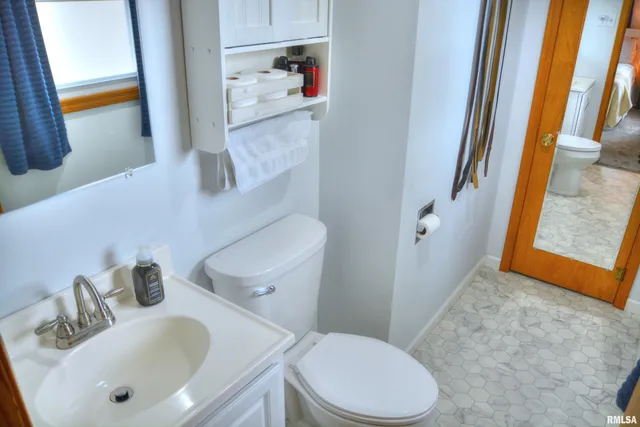 $149,900 | 206 East Smith Street, Colchester, IL 62326