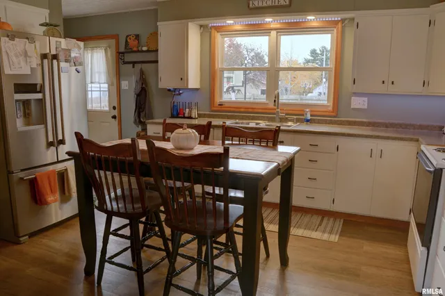 $149,900 | 206 East Smith Street, Colchester, IL 62326