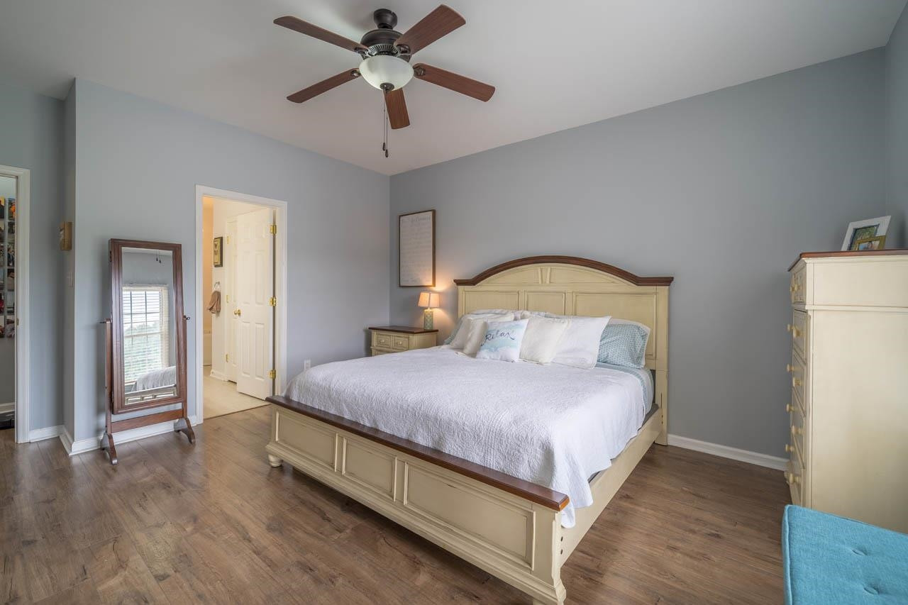 112 Springfork Drive Cary, NC 27513 - Photo 23 of 40 Owners Bedroom