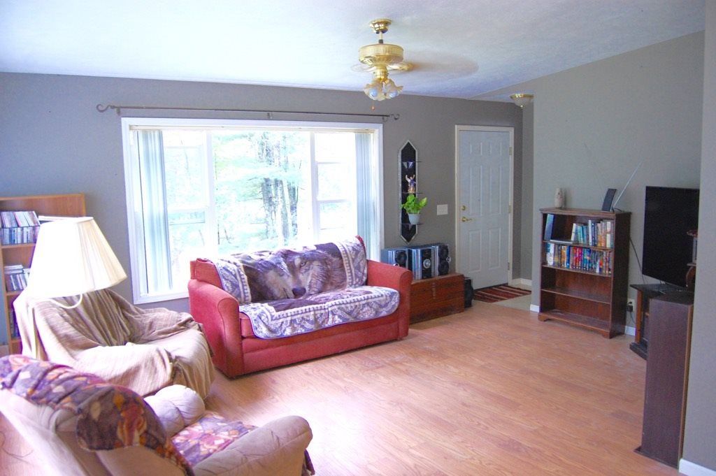 2135 Seeley Road Cadillac, MI 49601 - Photo 5 of 19 1806282-4.JPG