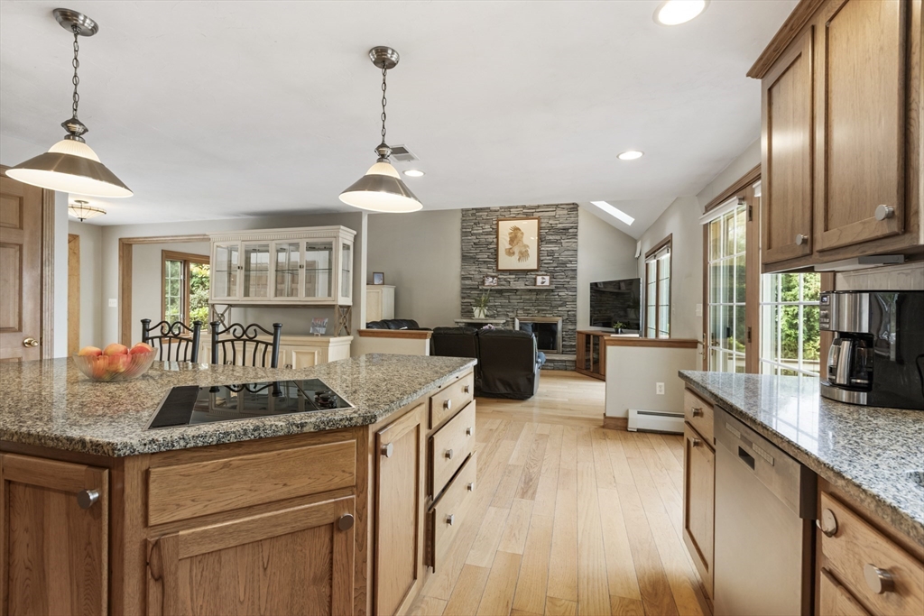 73 Ridge Road Foxboro, MA 02035 - Photo 14 of 40 Gallery Image 14