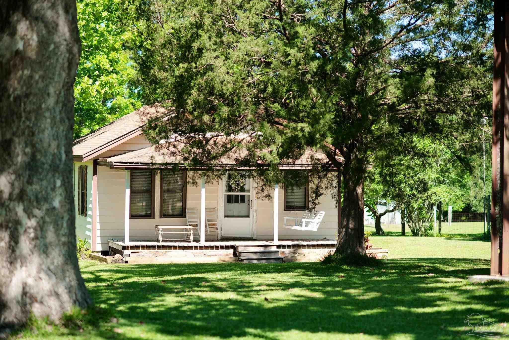 2001 Chavers Road Cantonment, FL 32533 - Photo 24 of 64