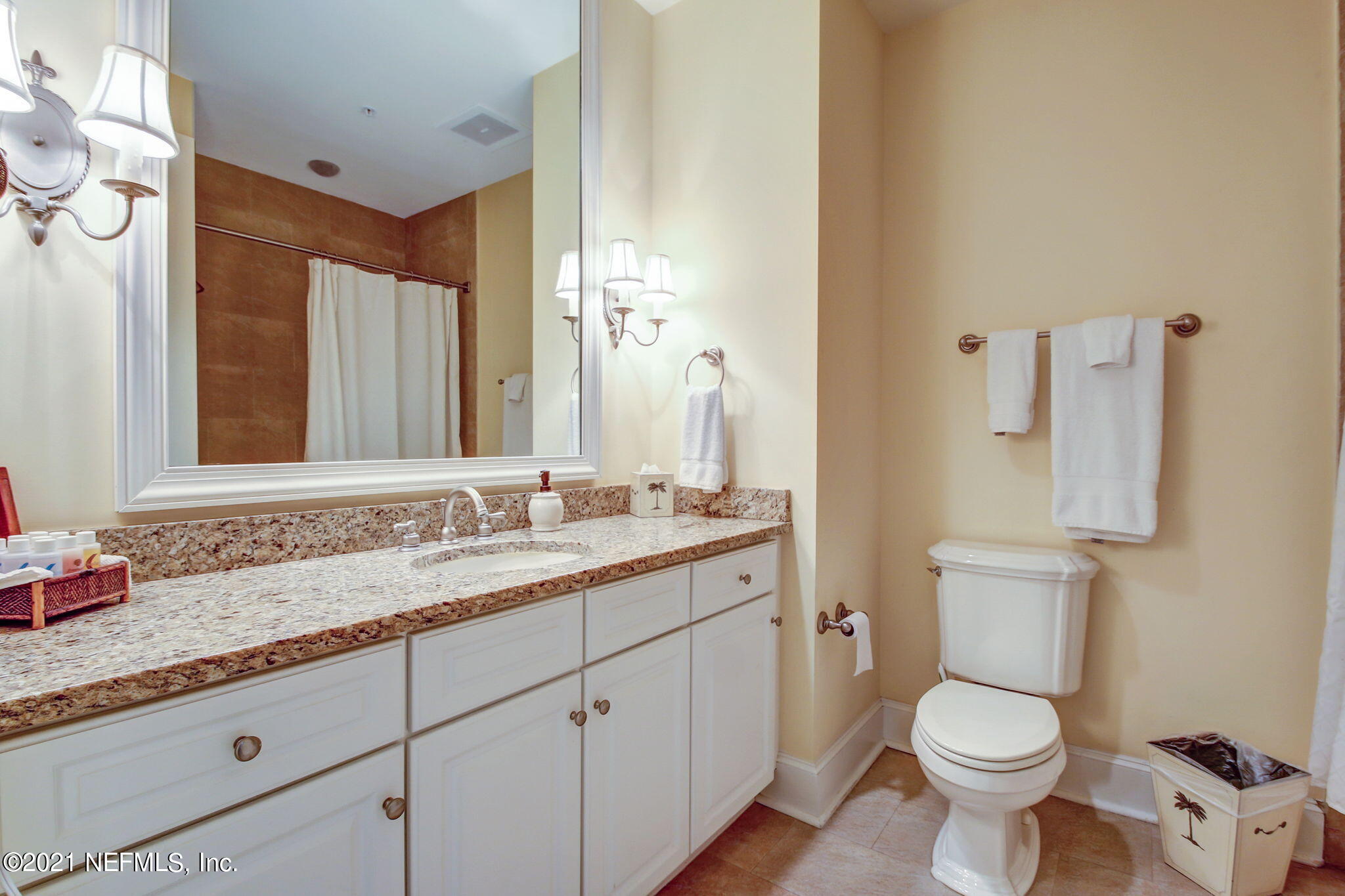 2364 Riverside Avenue Jacksonville, FL 32204 - Photo 50 of 70 VillaRiva Guest Suite Bath