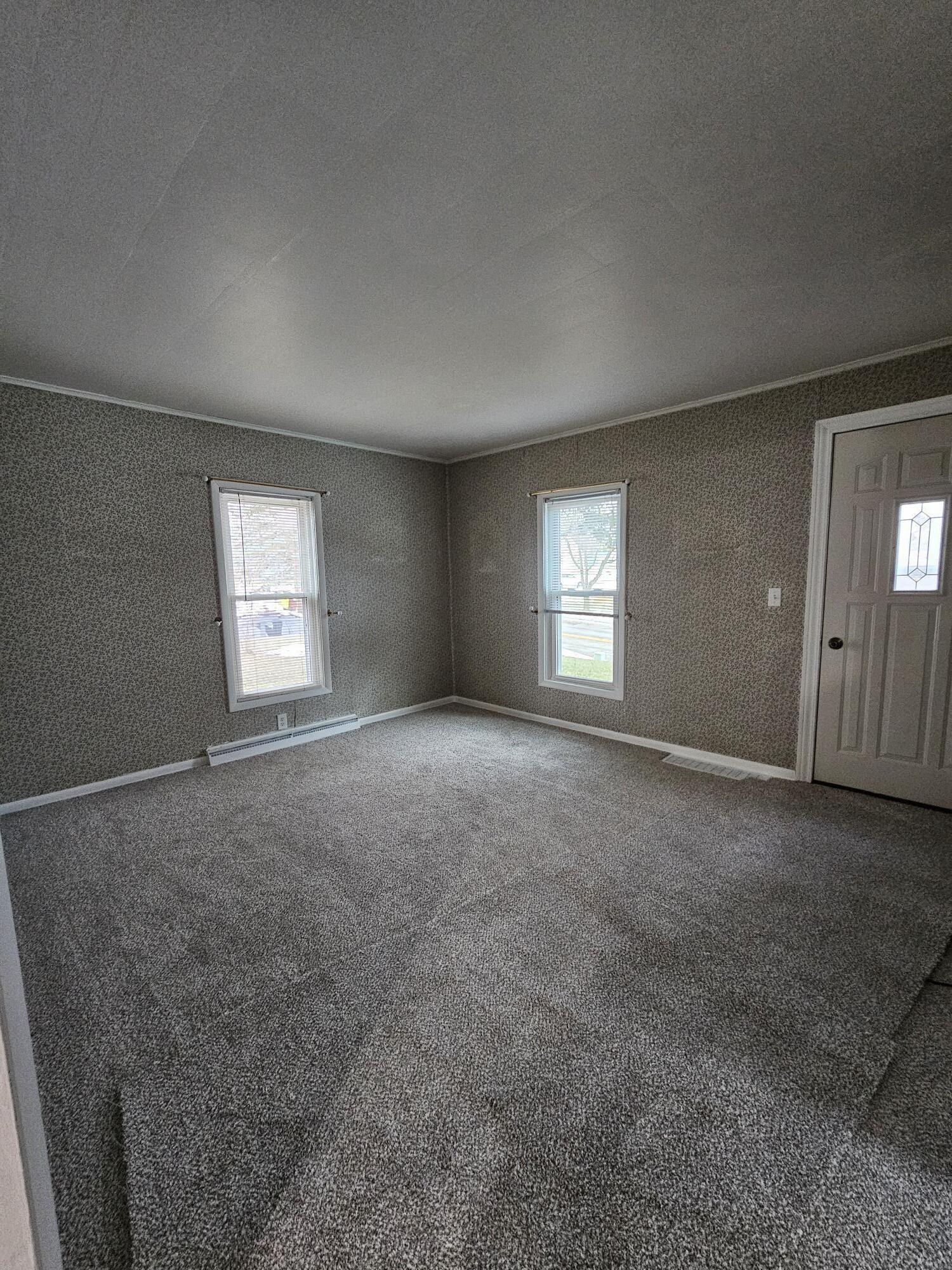 414 Quarterline Street Portland, MI 48875 - Photo 2 of 30 Living Room