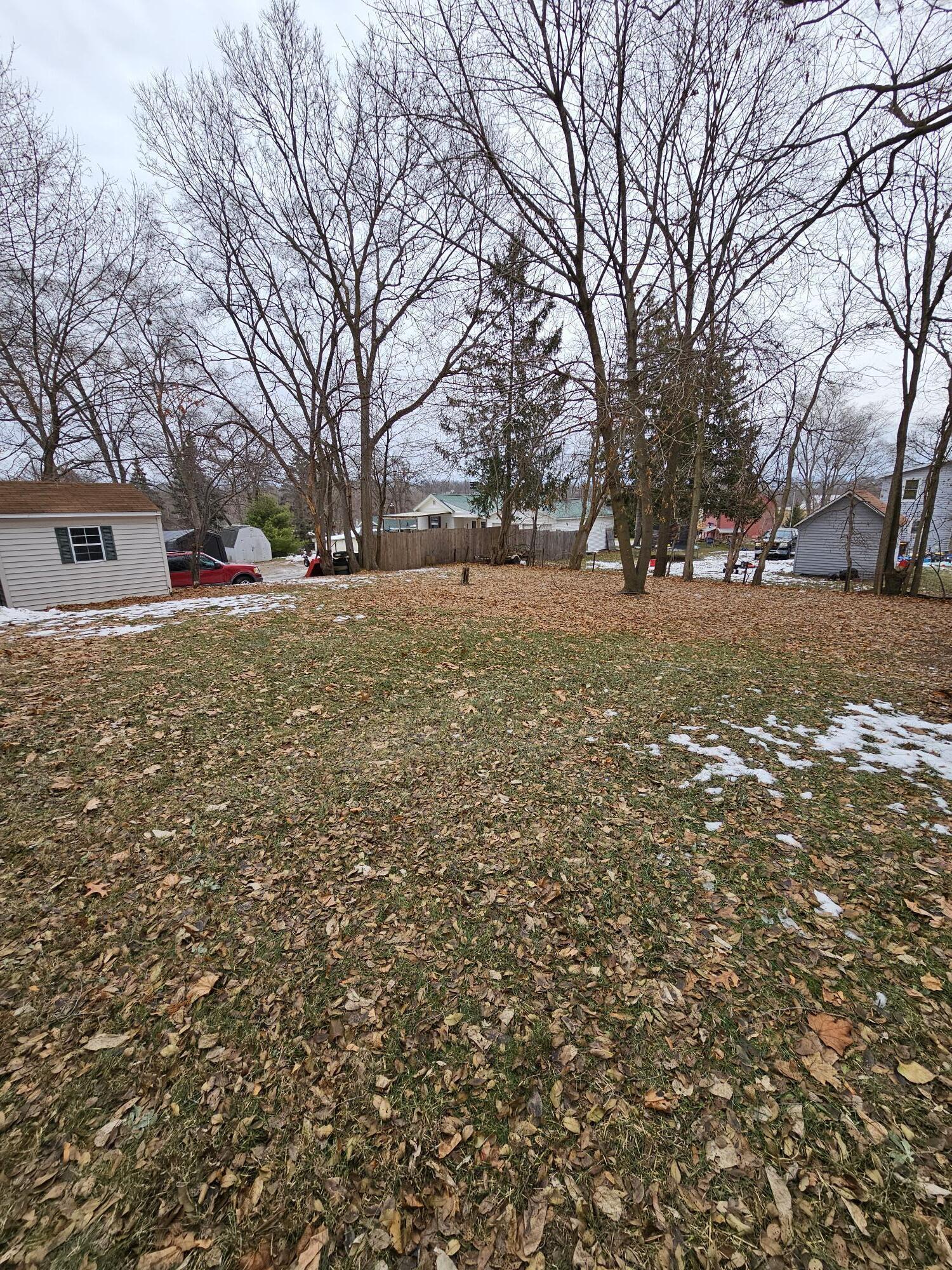 414 Quarterline Street Portland, MI 48875 - Photo 24 of 30 Backyard