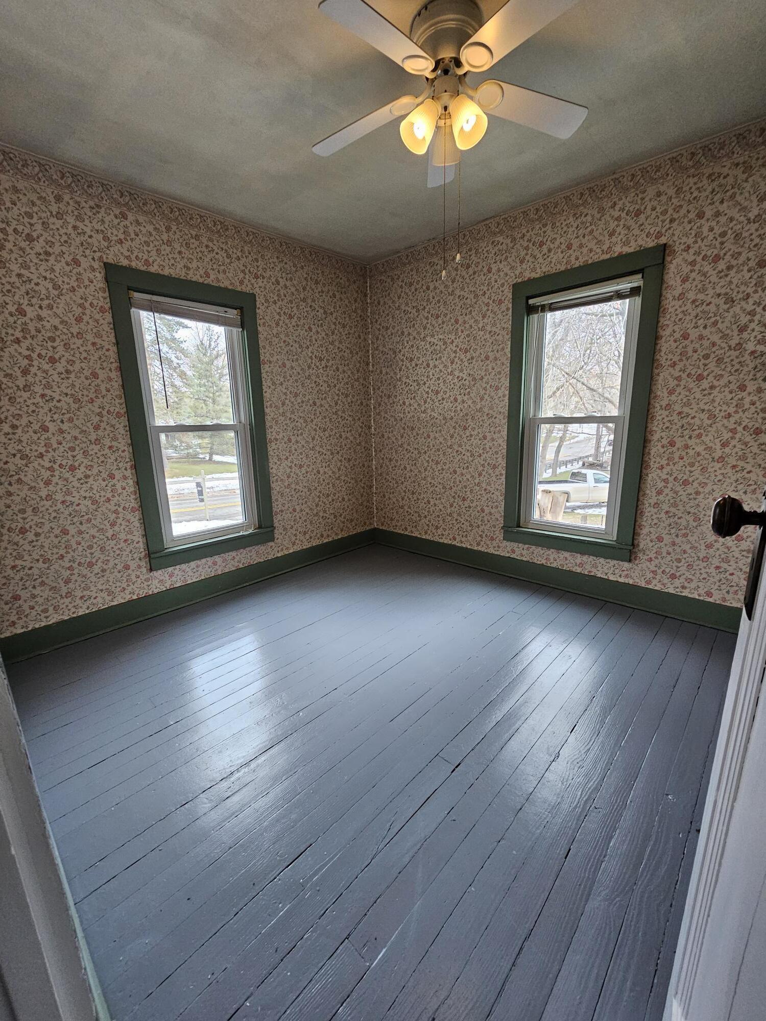 414 Quarterline Street Portland, MI 48875 - Photo 10 of 30 Bedroom 1