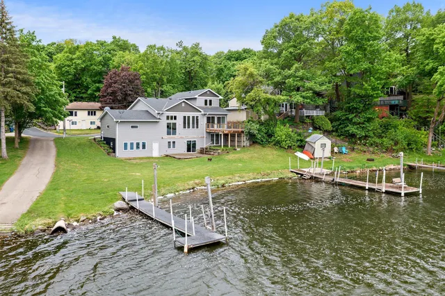 $685,000 | 6300 Linden Lane, Mound, MN 55364