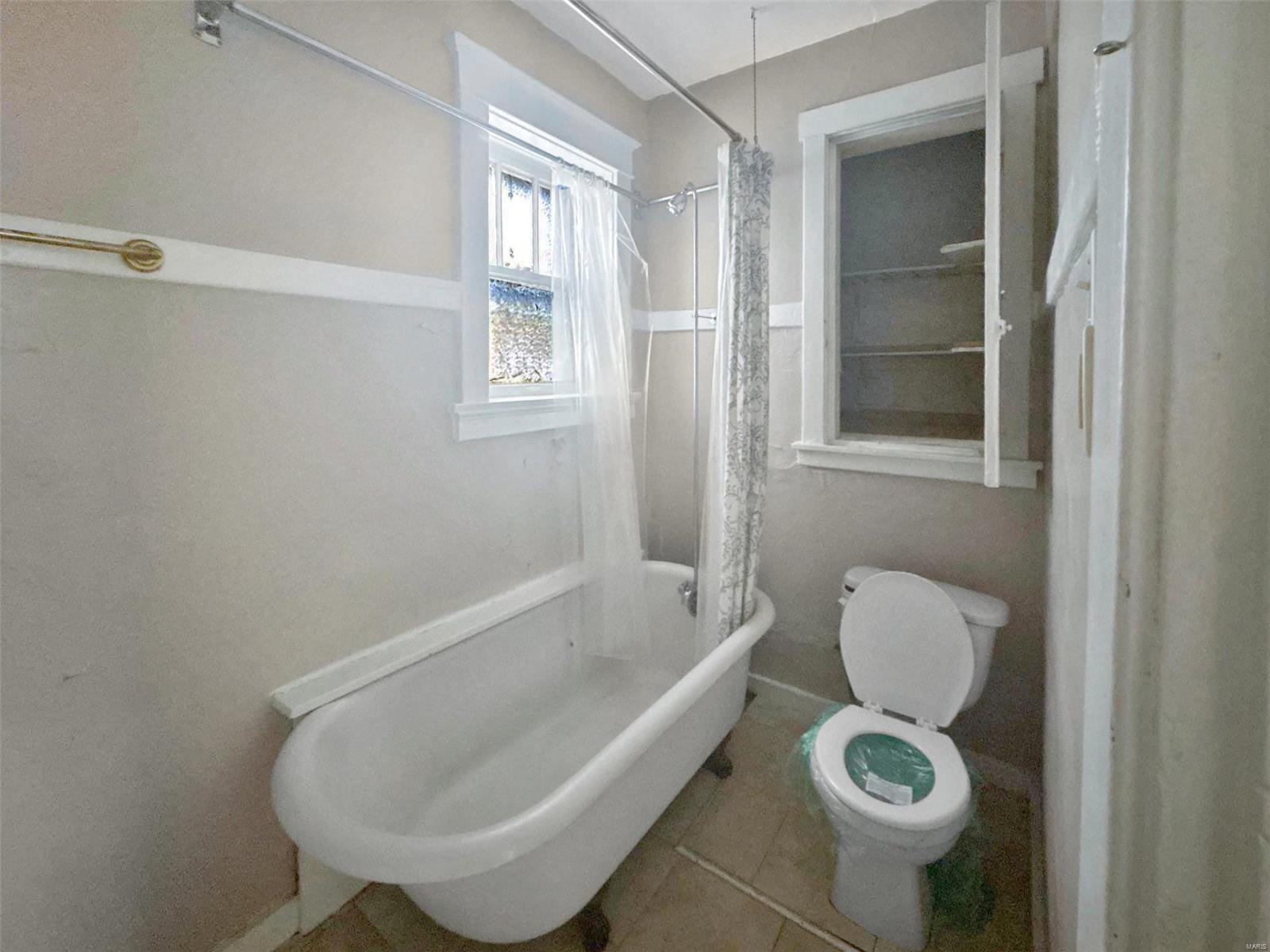 7117 Rabenberg Place St. Louis, MO 63143 - Photo 5 of 11 Gallery Image 5