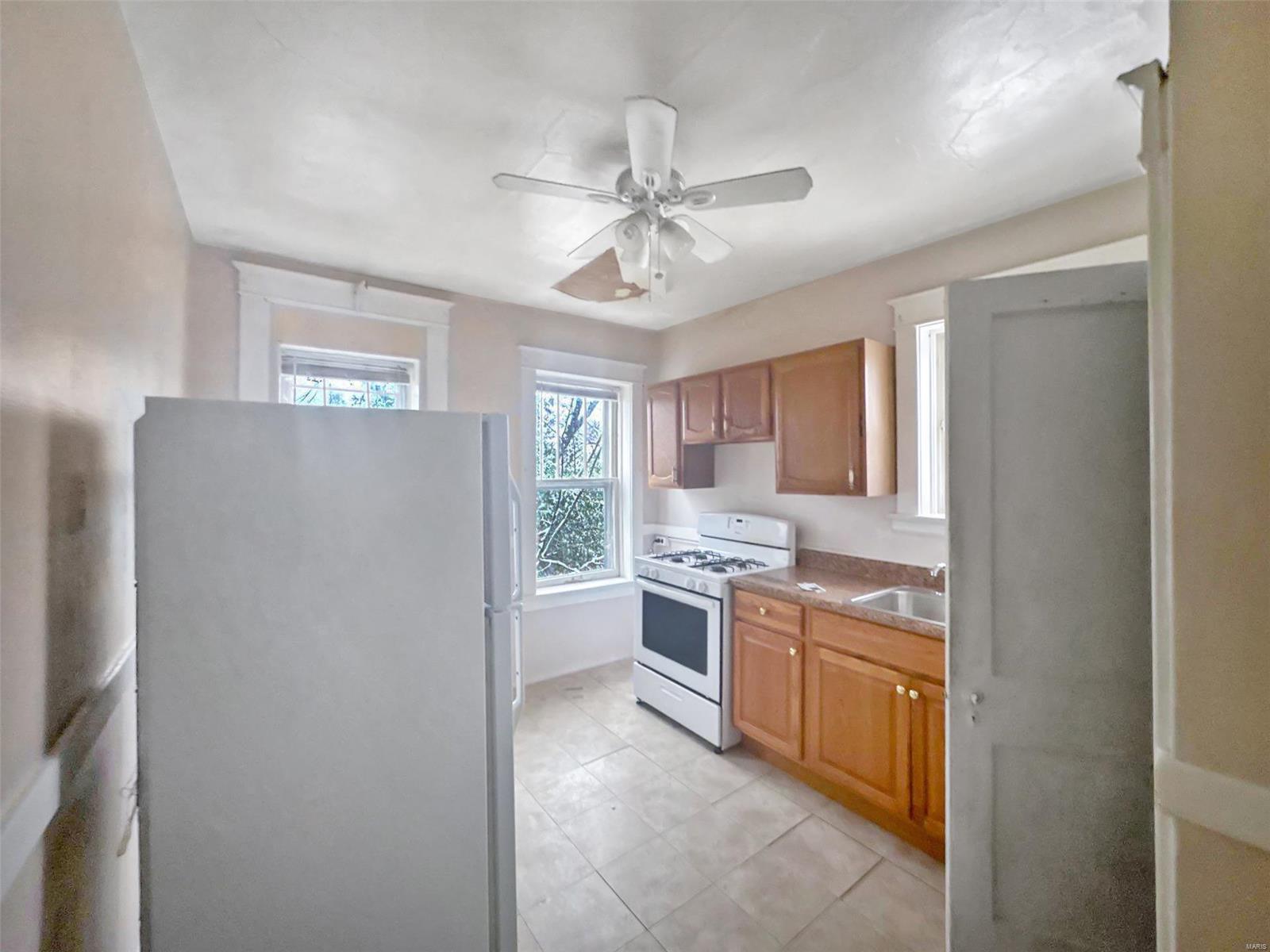 7117 Rabenberg Place St. Louis, MO 63143 - Photo 6 of 11 Gallery Image 6