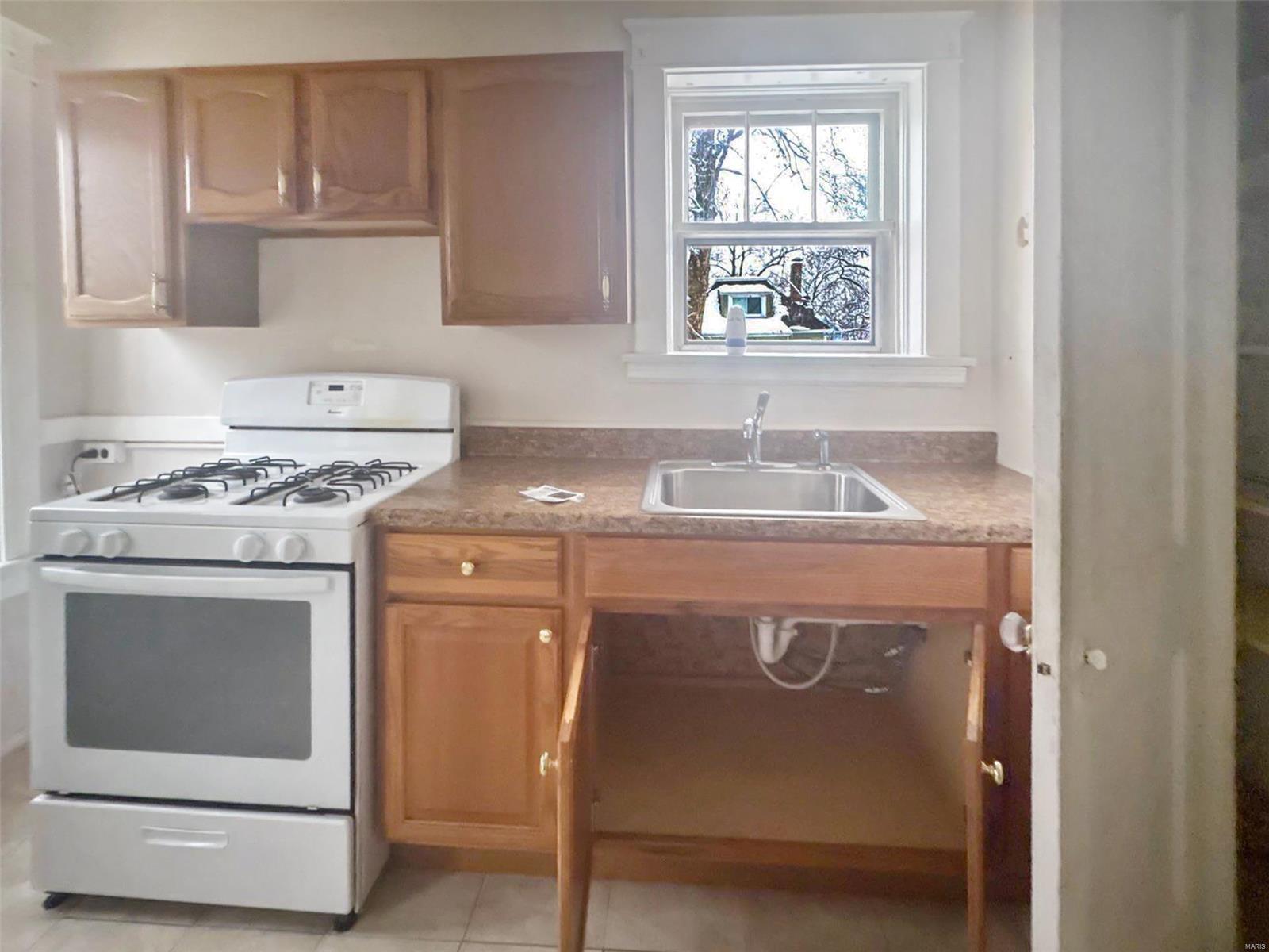 7117 Rabenberg Place St. Louis, MO 63143 - Photo 7 of 11 Gallery Image 7