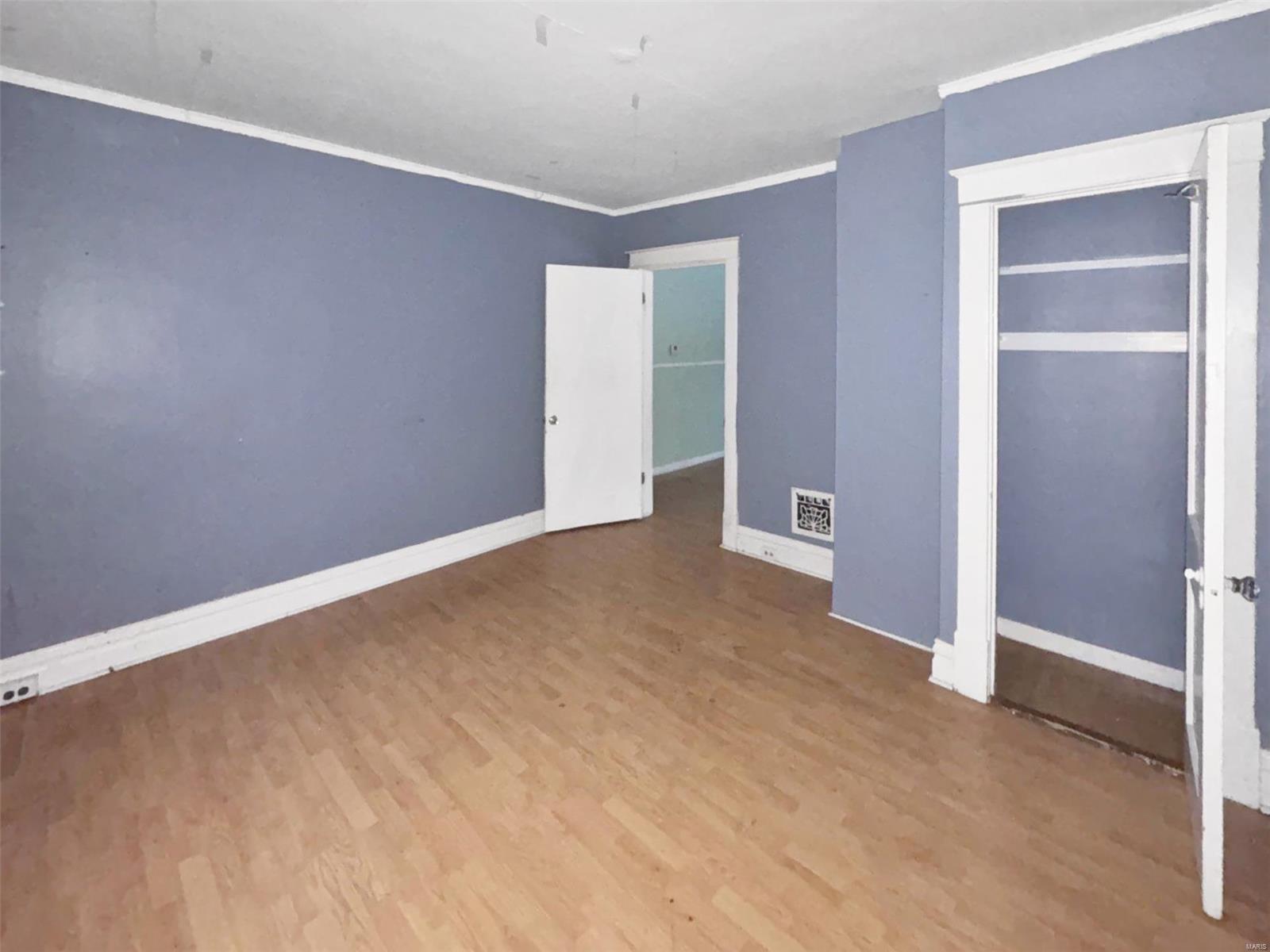 7117 Rabenberg Place St. Louis, MO 63143 - Photo 9 of 11 Gallery Image 9