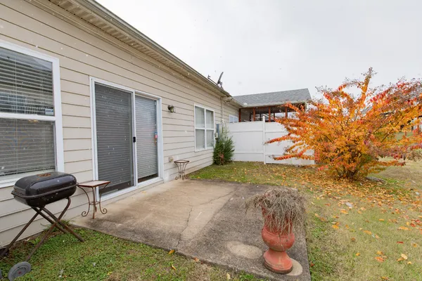 a view of outdoor space