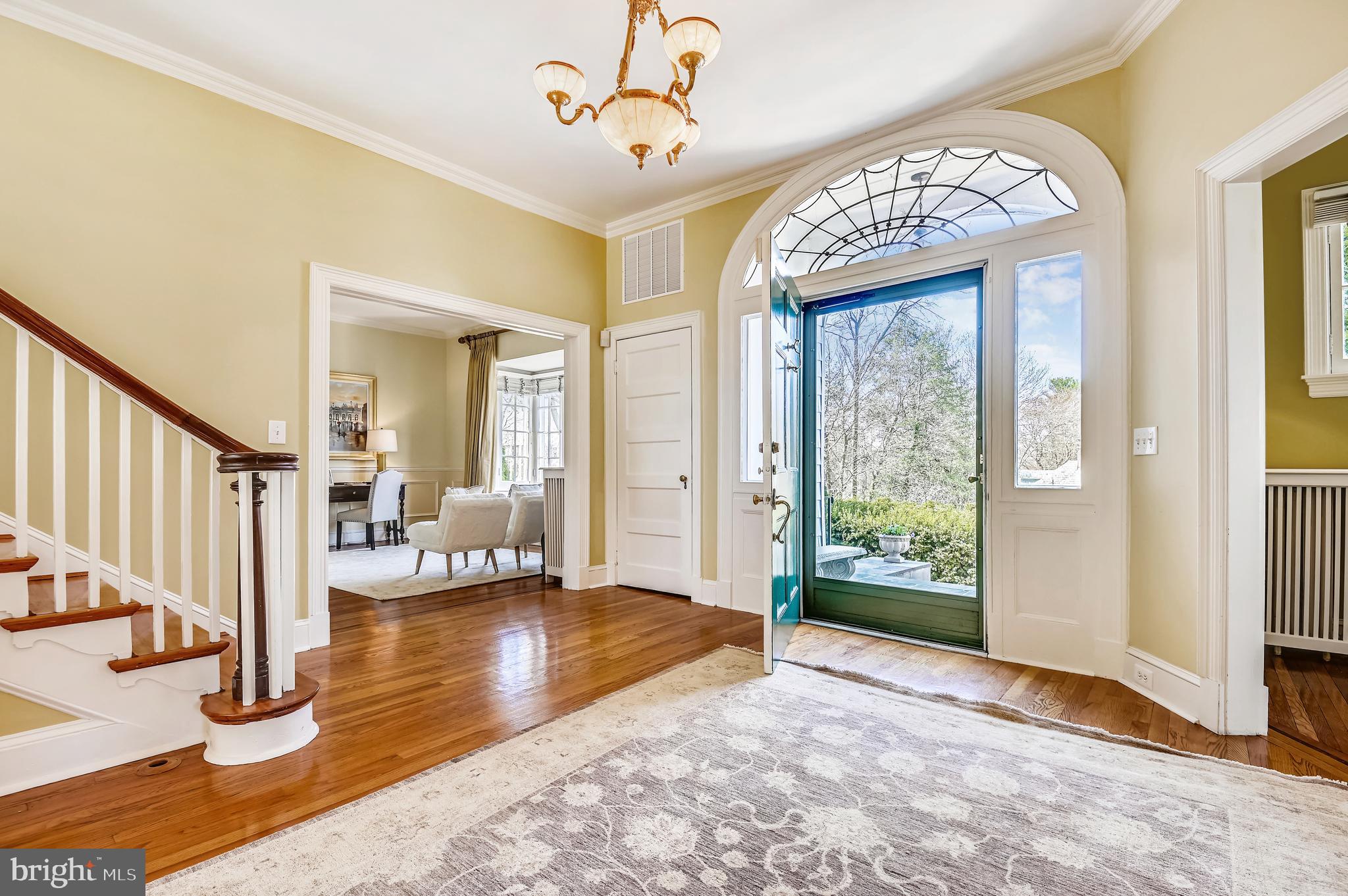 4309 Rugby Road Baltimore, MD 21210 - Photo 5 of 51