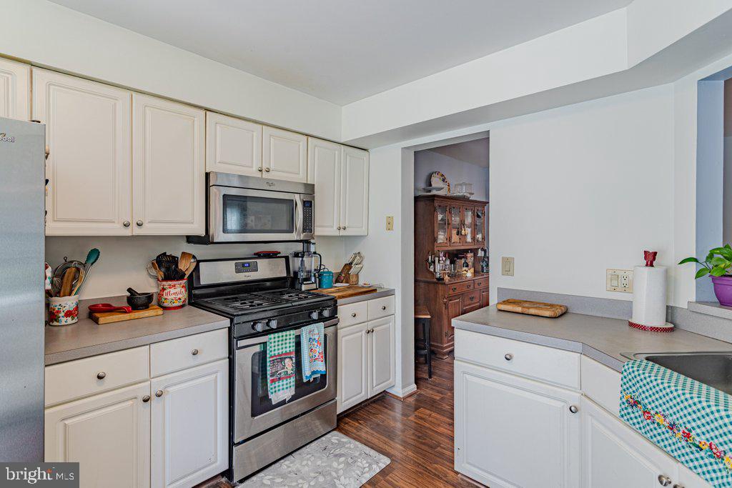 105 Wharton Road Mount Laurel, NJ 08054 - Photo 14 of 34