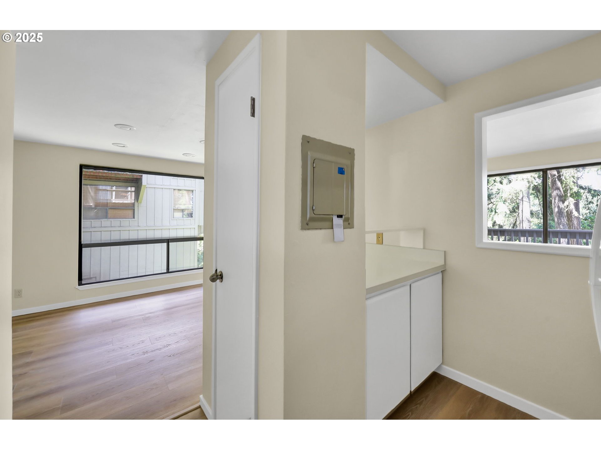 202 Trailside Loop Eugene, OR 97405 - Photo 18 of 37 Gallery Image 18