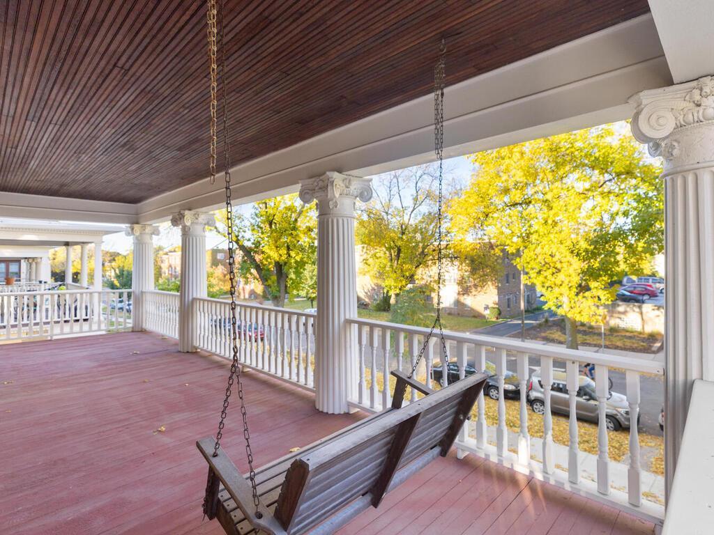 2015 Pleasant Avenue Minneapolis, MN 55404 - Photo 13 of 65