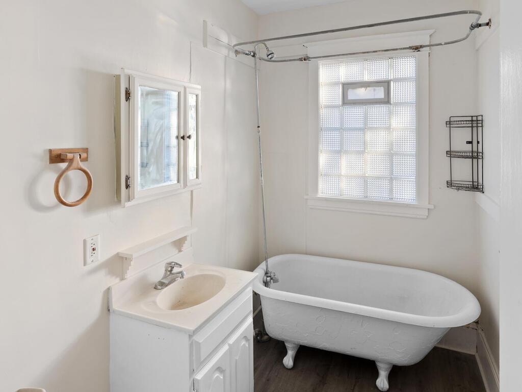 2015 Pleasant Avenue Minneapolis, MN 55404 - Photo 32 of 65