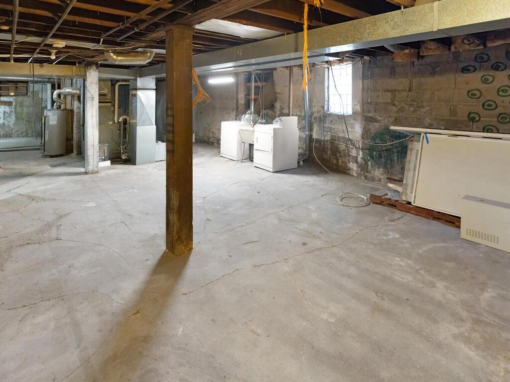 2015 Pleasant Avenue Minneapolis, MN 55404 - Photo 61 of 65