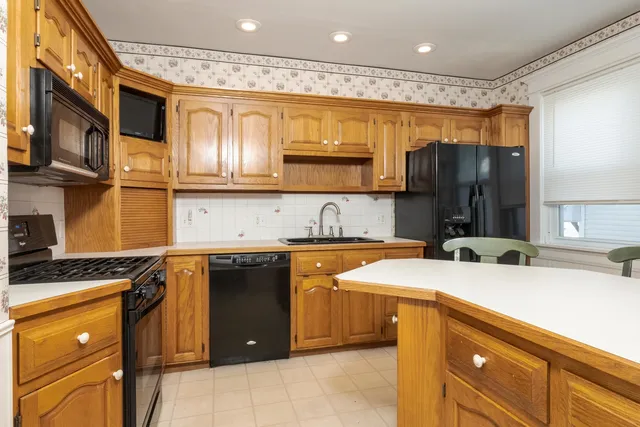 $274,900 | 205 East Howard Street, Pontiac, IL 61764