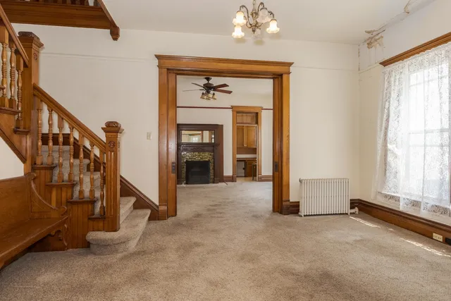 $274,900 | 205 East Howard Street, Pontiac, IL 61764