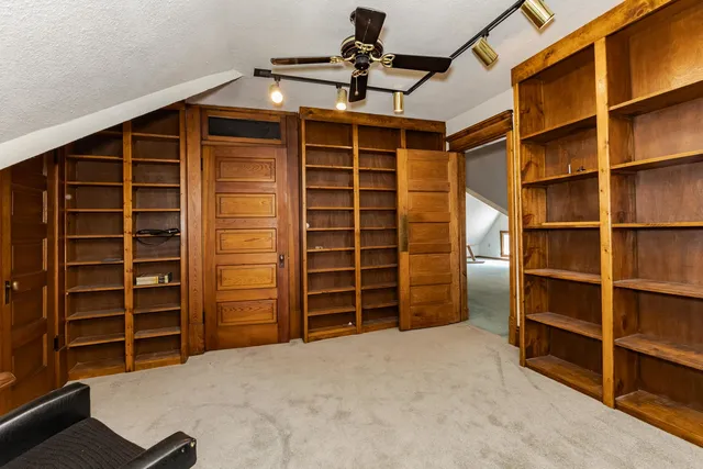 $274,900 | 205 East Howard Street, Pontiac, IL 61764