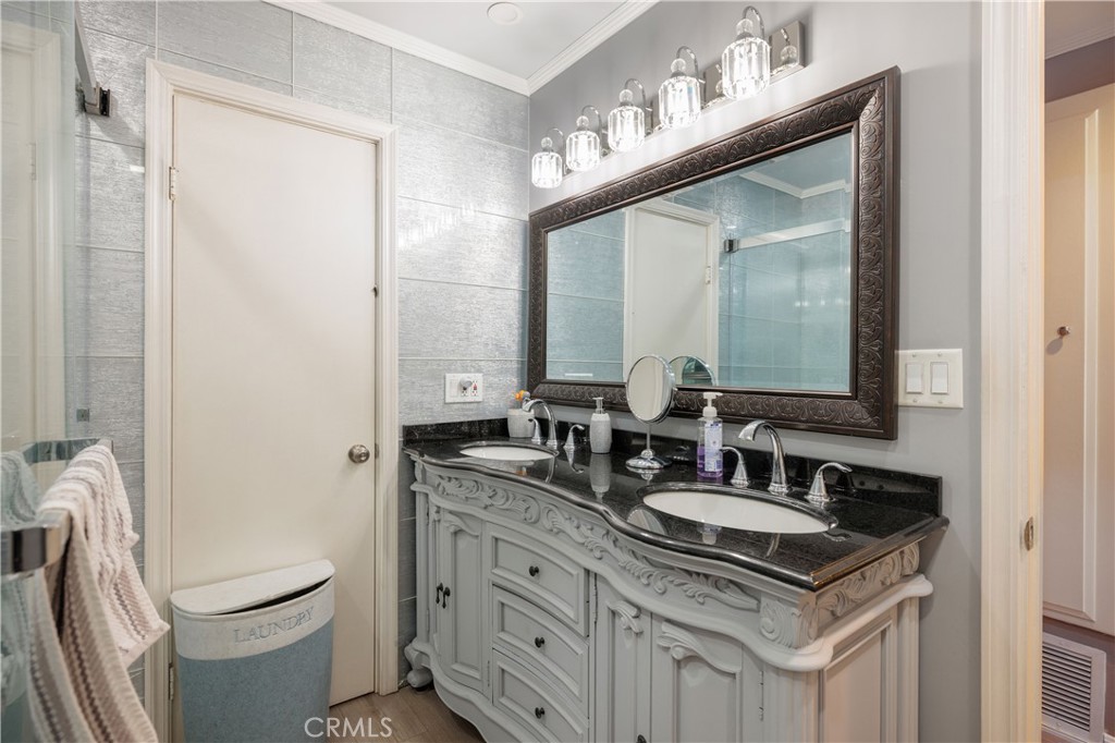 1351 West Maxwell Lane Upland, CA 91786 - Photo 11 of 20