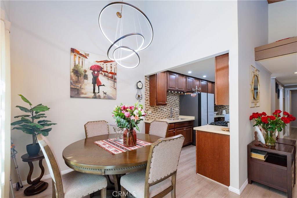 1351 West Maxwell Lane Upland, CA 91786 - Photo 2 of 20